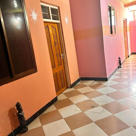 Tanpak Gardens Bnb Panzió Dár Al-Szalám Kültér fotó